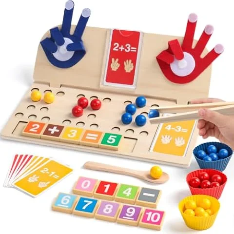 Juegos Montessori 4 Años, Juguete Matemático de Madera para 3 a 5 Años | Juguete educativo 8 en 1, 62 piezas; tablero de madera, manos de fieltro, cuentas y tarjetas; regalo desde 3 años